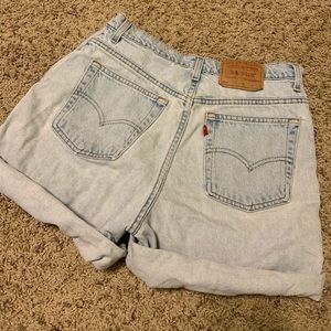 551 LEVI RELAXED FIT HIGH WAISTED SHORTS